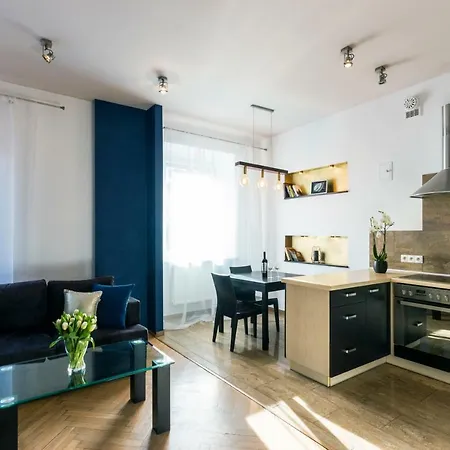Апартаменты 2-rooms In Old Town - 300 Meters To Town Hall *